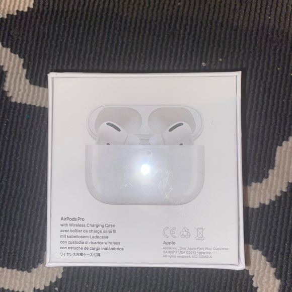 AirPod pros - Picture 2 of 3
